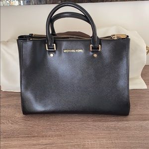 Michael Kors Satchel Tote
